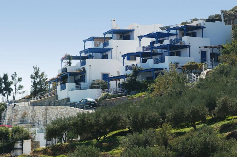 Nymphes Luxury Apartments, Malevizi, Greece