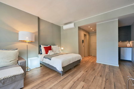 Cascais-Estoril BEACHFRONT Apartments, Estoril, Portugal