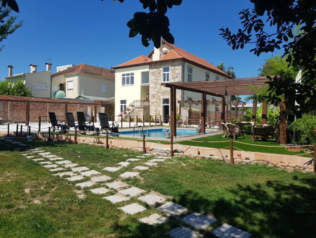 Garden Place Alojamento Local, Viseu, Portugal