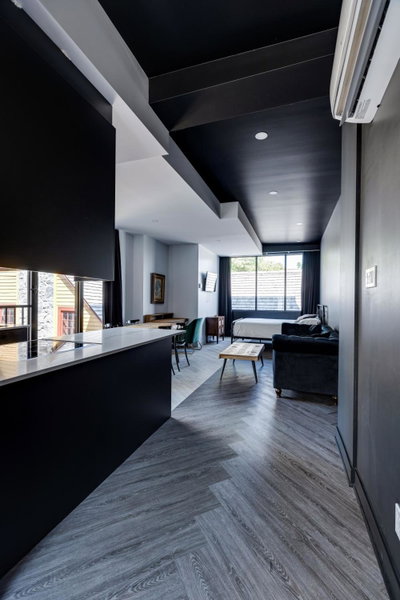 Le Black & White - Vieux-Terrebonne, Terrebonne, Canada