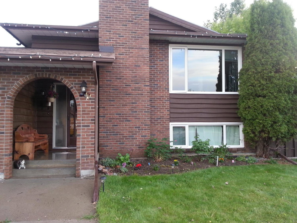 Newly Renovated Basement Suite!, Canada