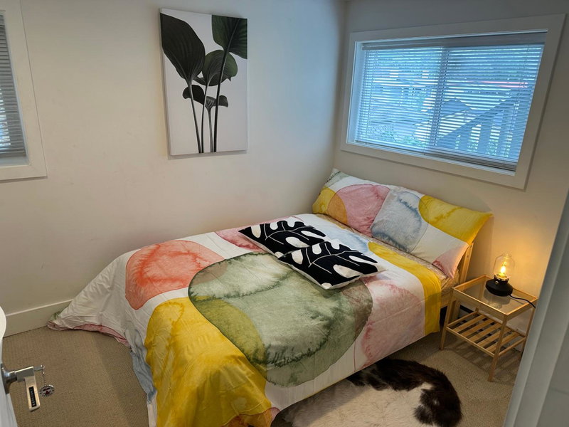 Private room in a Shared house, Vancouver, Canada