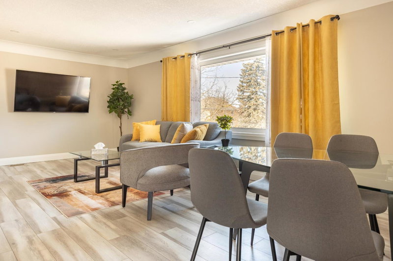ENTIRE 2 BEDROOM APARTMENT DOWNTOWN - u3, Waterloo, Canada