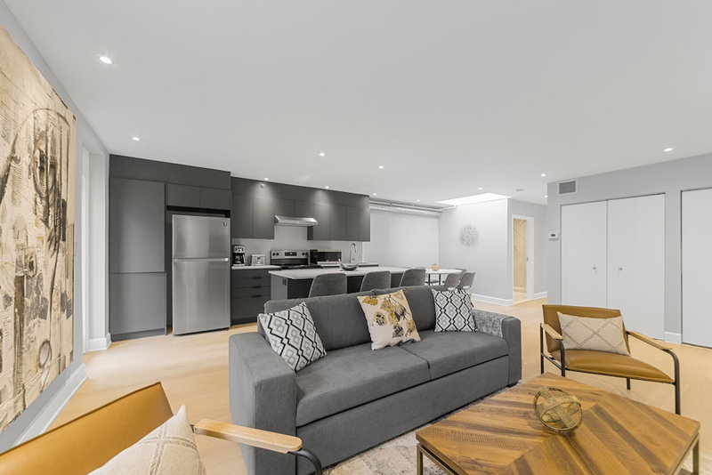 Elegant Suites De La Montagne- Dtwn Mtl, Montreal, Canada