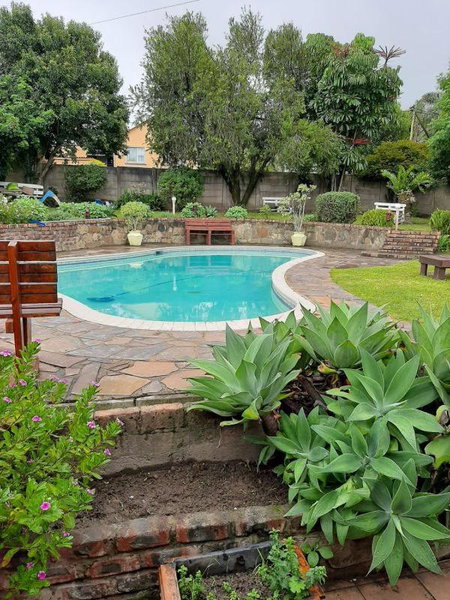 Ariah's Guesthouse and Self Catering, East London, South Africa