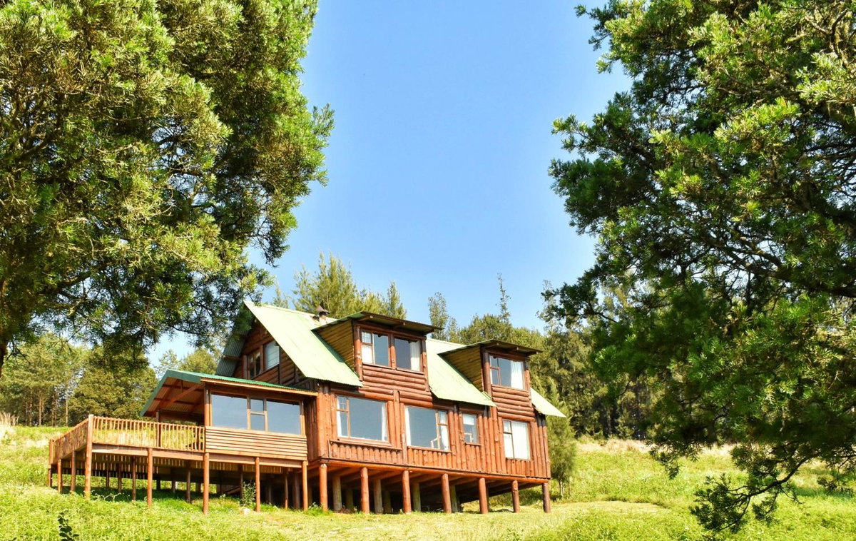 Stanford Lake lodge, South Africa