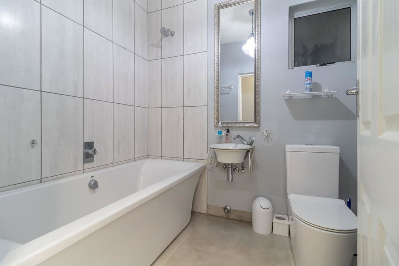 Albetros 904, Amanzimtoti, South Africa