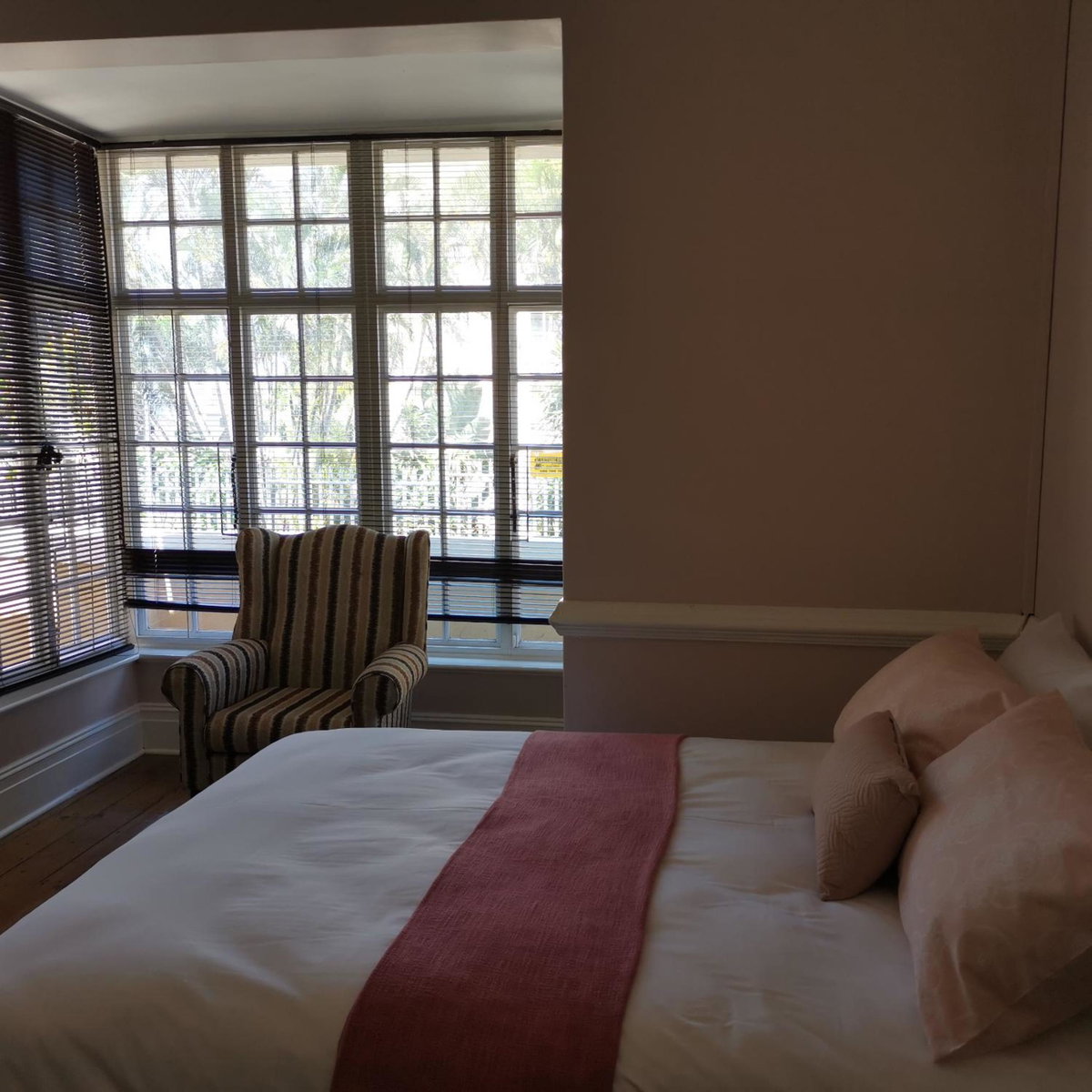 Hotel · Esperamos, Durban
