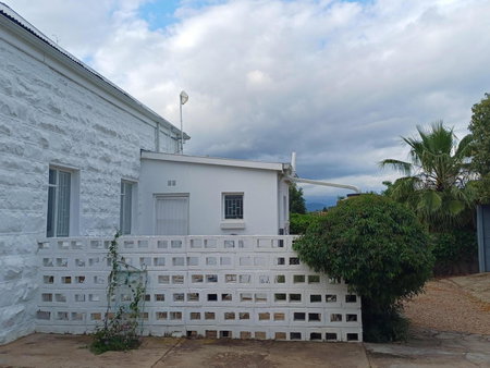 86 on Jubilee, Oudtshoorn, South Africa