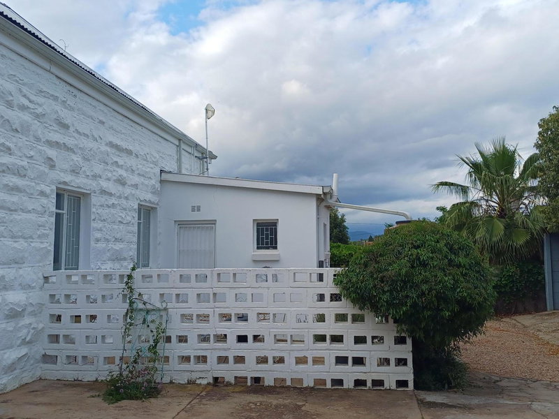 86 on Jubilee, Oudtshoorn, South Africa
