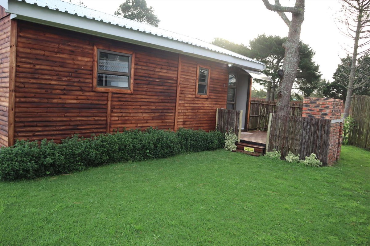 Hotel · Theescombe Accomodation, Port Elizabeth