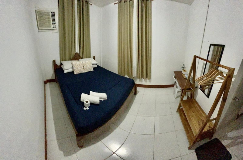 Hill Myna Beach Cottages, Sabang, Philippines