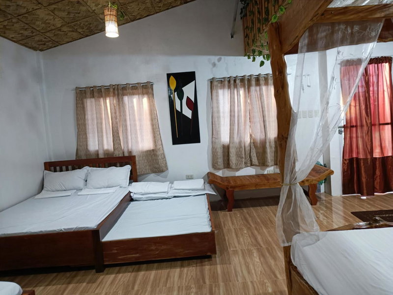 Anni'S Beach House, Lucena, Philippines