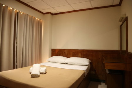 Puerto de San Juan Beach Resort Hotel, San Juan, Philippines