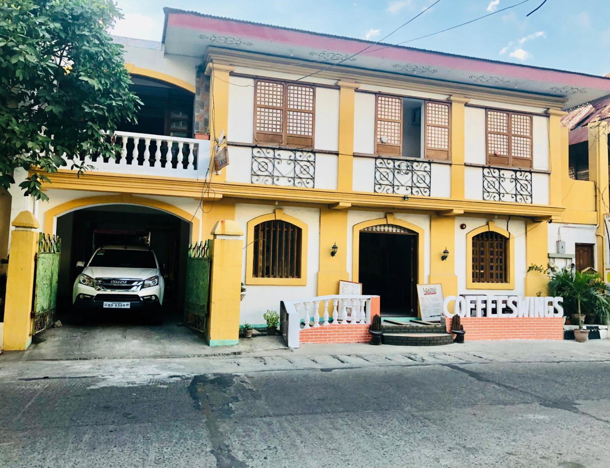 Coffeeswings Lodging House, Philippines