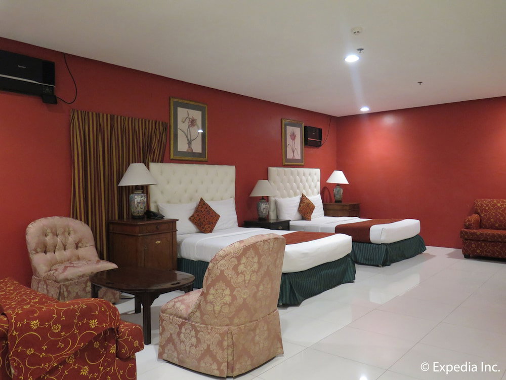 Hotel · Dreamwave Hotel Lemery, Lemery