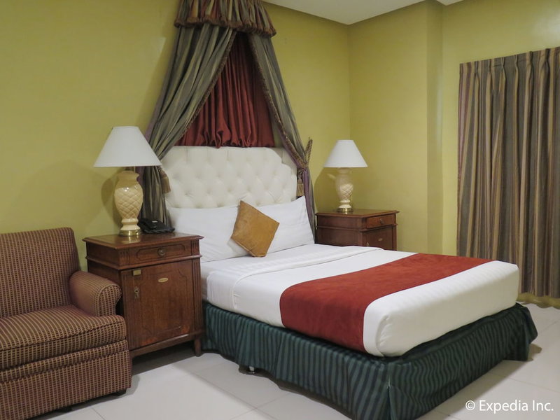 Dreamwave Hotel Lemery, Lemery, Philippines