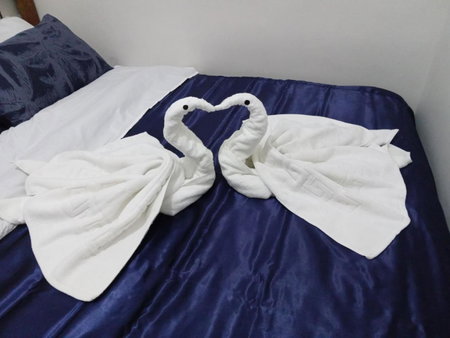 Lovely Condo 2-BR w/balcony in SM-Sucat, Paranaque, Manila, Philippines