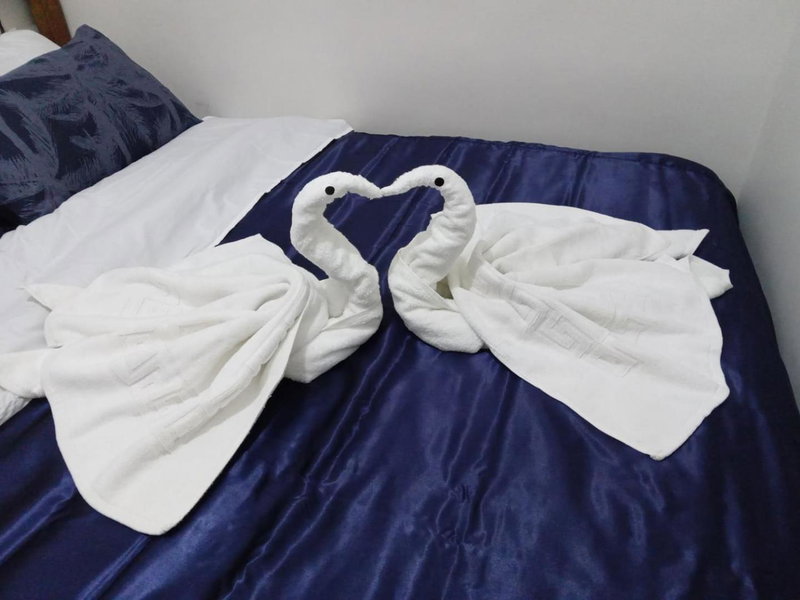 Lovely Condo 2-BR w/balcony in SM-Sucat, Paranaque, Manila, Philippines