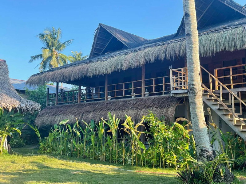 Siargao Sunflower Suites, General Luna, Philippines
