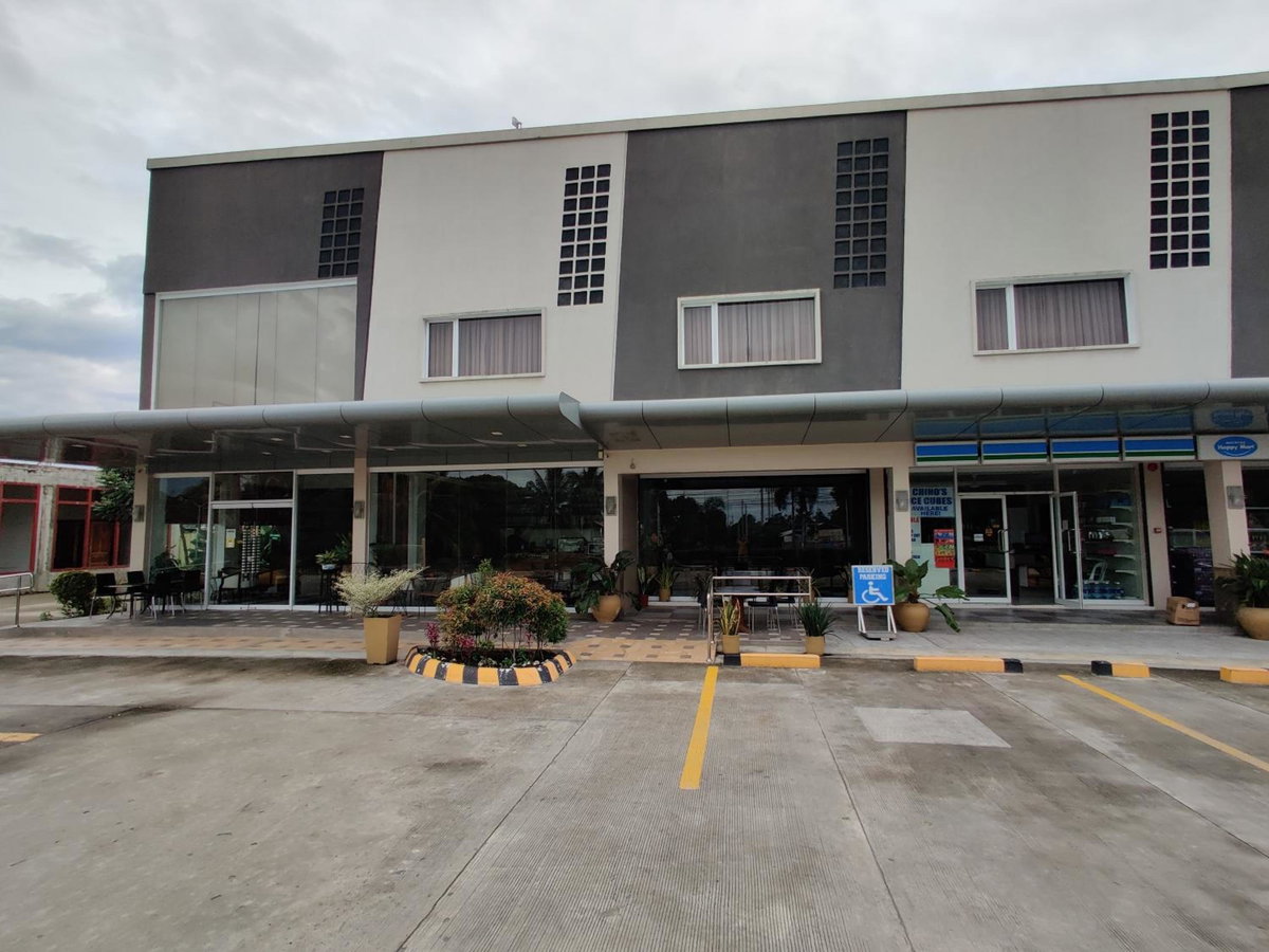 Altori Park Hotel, Filipinas