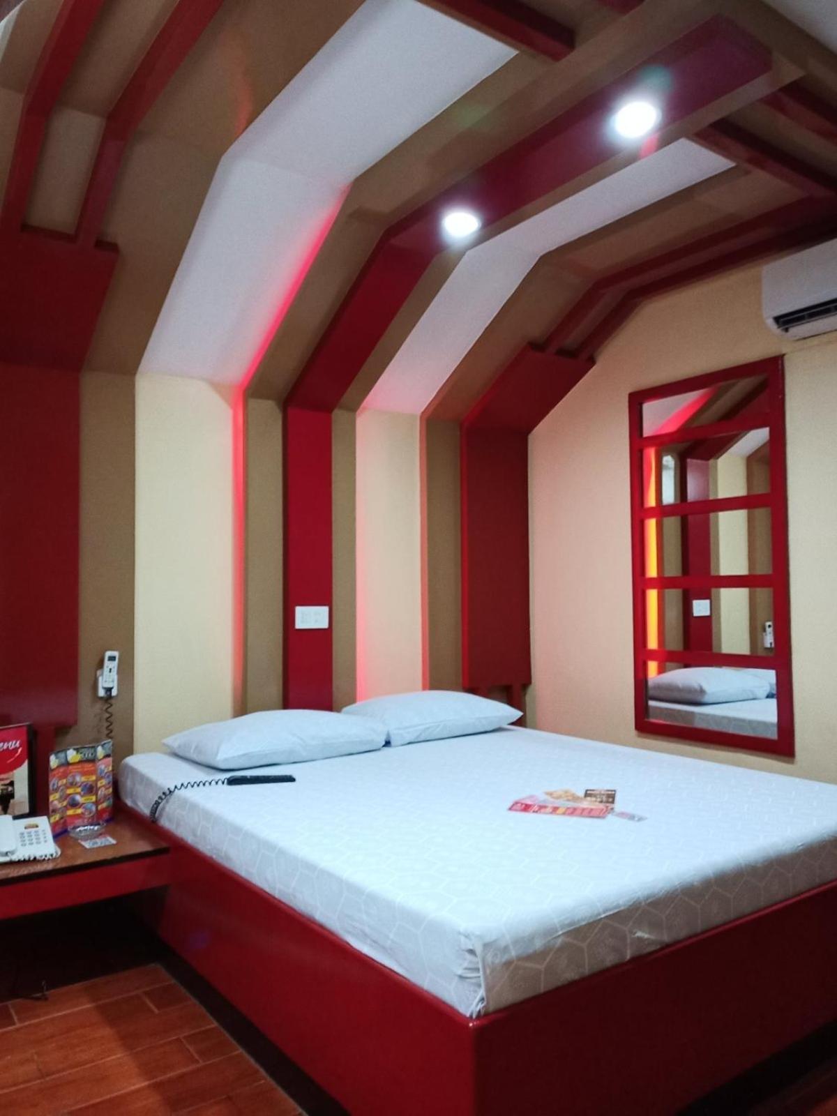 Hotel · Hotel Sogo Edsa Caloocan, Manila