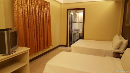 Dumaguete Royal Suite Inn, Dumaguete, Philippines