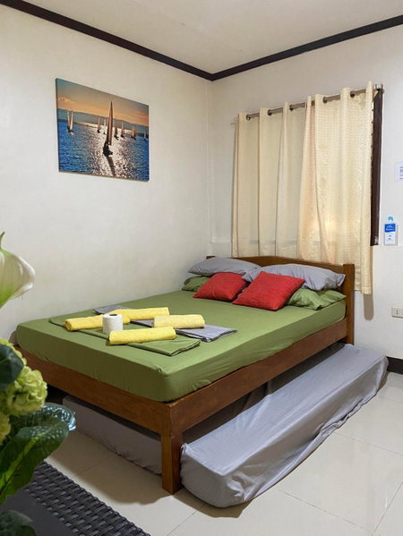 Alona Bohol Backpackers Hostel, Panglao, Philippines