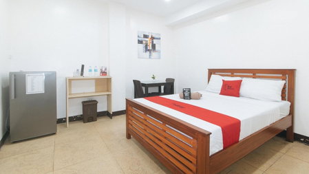 RedDoorz at RJs Bldg near Lyceum Gen Trias Cavite, General Trias, Philippines