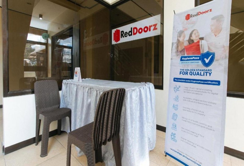 RedDoorz at RJs Bldg near Lyceum Gen Trias Cavite, General Trias, Philippines