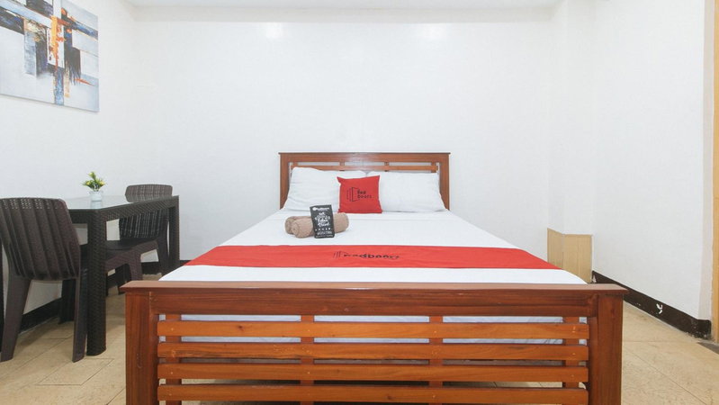 RedDoorz at RJs Bldg near Lyceum Gen Trias Cavite, General Trias, Philippines