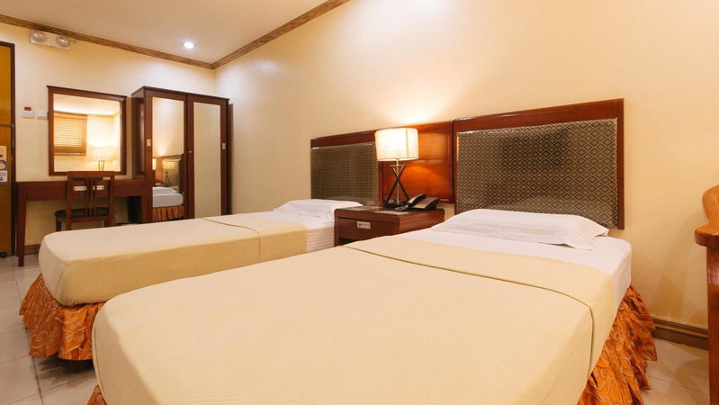 Peace Hotel by RedDoorz, Manila, Philippines