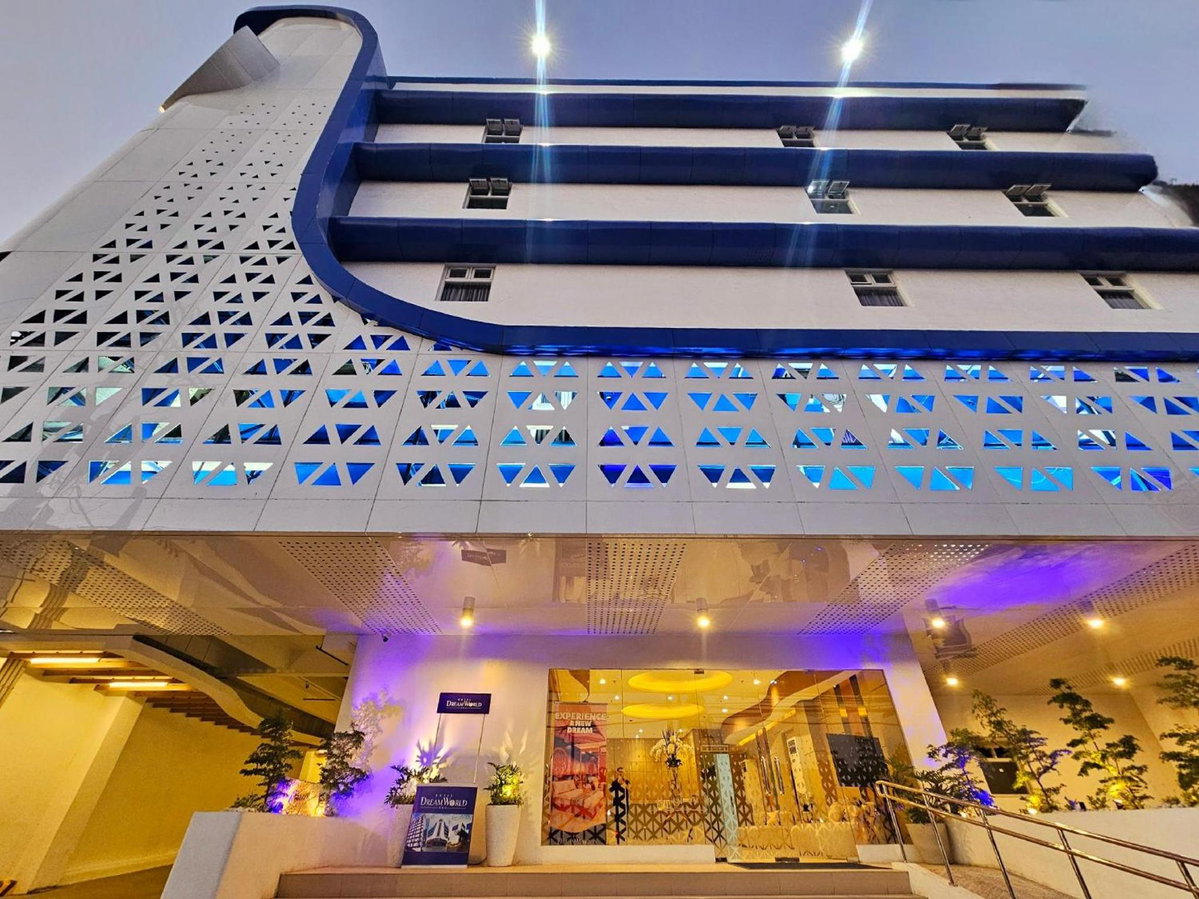 Hotel · Hotel Dreamworld East Ortigas, Manila