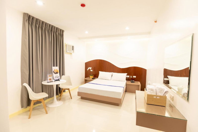 Hotel Dreamworld East Ortigas, Manila, Philippines