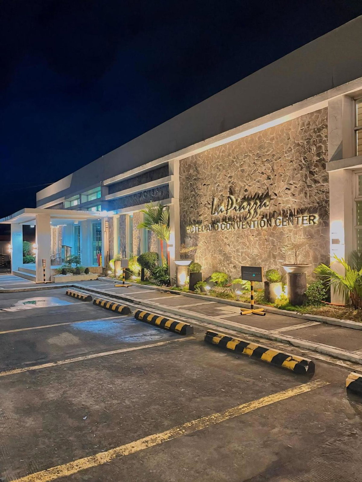 La Piazza Hotel and Convention Center Inc., Philippines