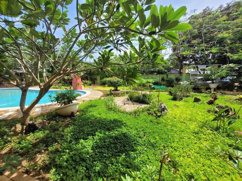 Hanbee's Flower Garden Resort, Puerto Princesa, Philippines