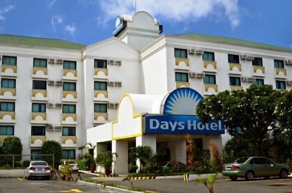 Days Hotel Batangas, Philippines