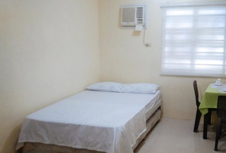 Skyleigh Apartelle by RedDoorz, Iloilo City, Philippines