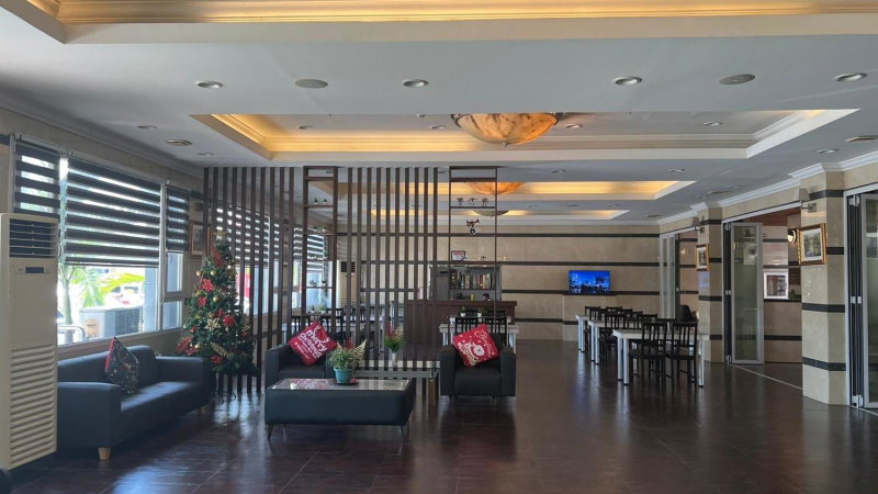 Townhouse Oak Vera Hotel Near Clark International Airport, Angeles, Philippines