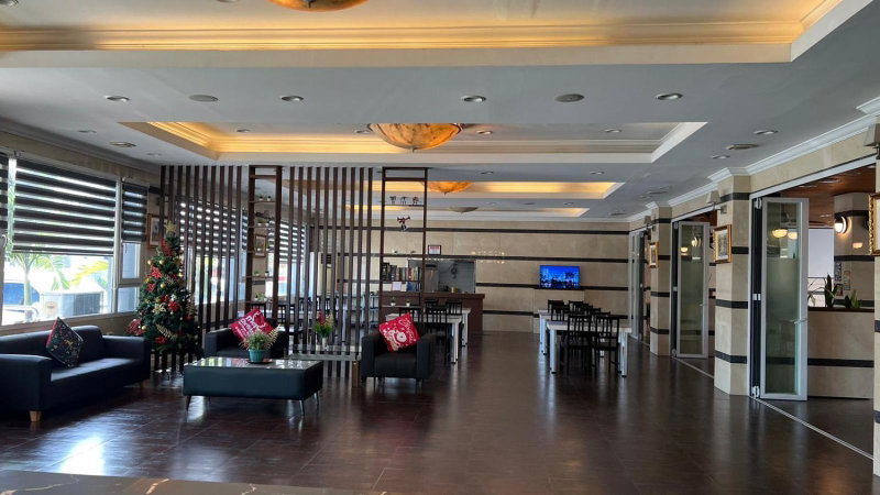 Townhouse Oak Vera Hotel Near Clark International Airport, Angeles, Philippines