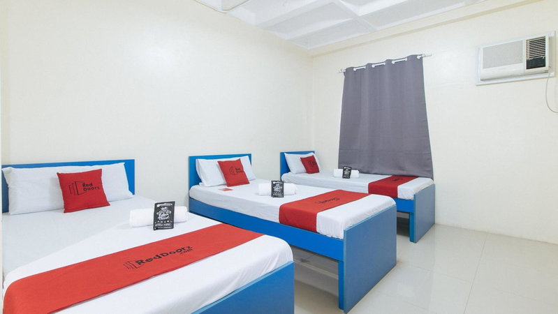 RedDoorz @ Insular Square Mandaue City, Mandaue City, Philippines
