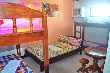 Mayon Backpackers Hostel, Legazpi, Philippines