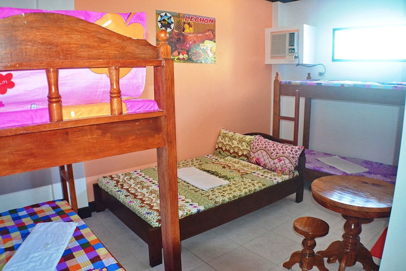 Mayon Backpackers Hostel, Legazpi, Philippines