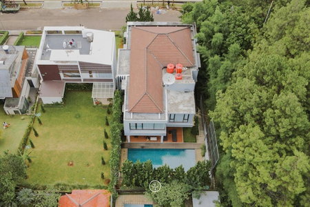 Harmony Hilltop City View Villa 4 Bedrooms With a Private Heated Swimming Pool and a Billiard Table, Bandung, Indonesia