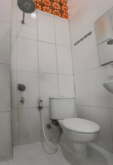 Hotel O Tamansari Guest House, Surakarta, Indonesia