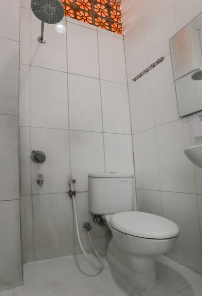 Hotel O Tamansari Guest House, Surakarta, Indonesia