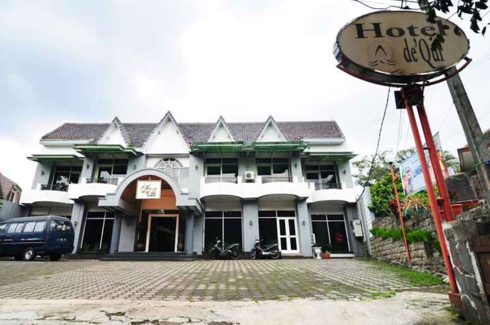 Hotel Dequr Bandung, Indonesia