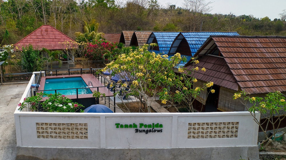 Tanah Penida Bungalow, Indonesia