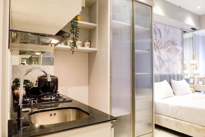 Grand Luxurious And Spacious Studio At Benson Supermall Mansion Apartment, Surabaya, Indonesia