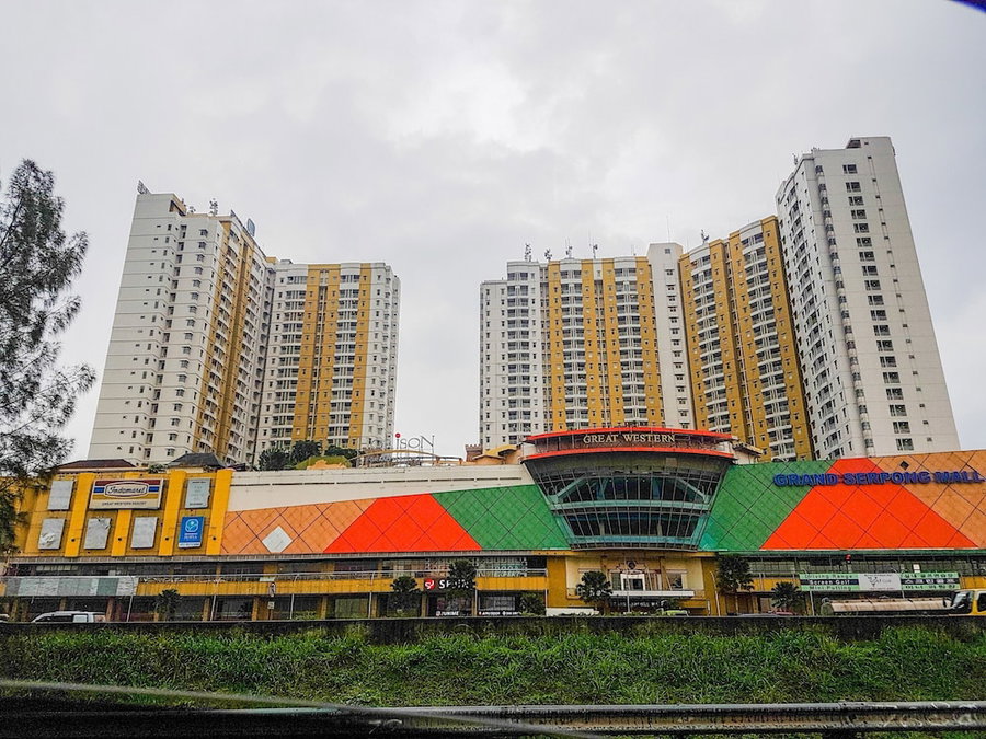 Comfort And Comfy 2Br At Great Western Resort Apartment, Tangerang, Indonesia